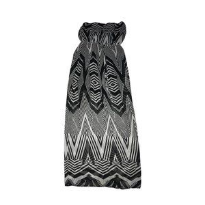 Women’s Black and White Stripe Maxi Dress